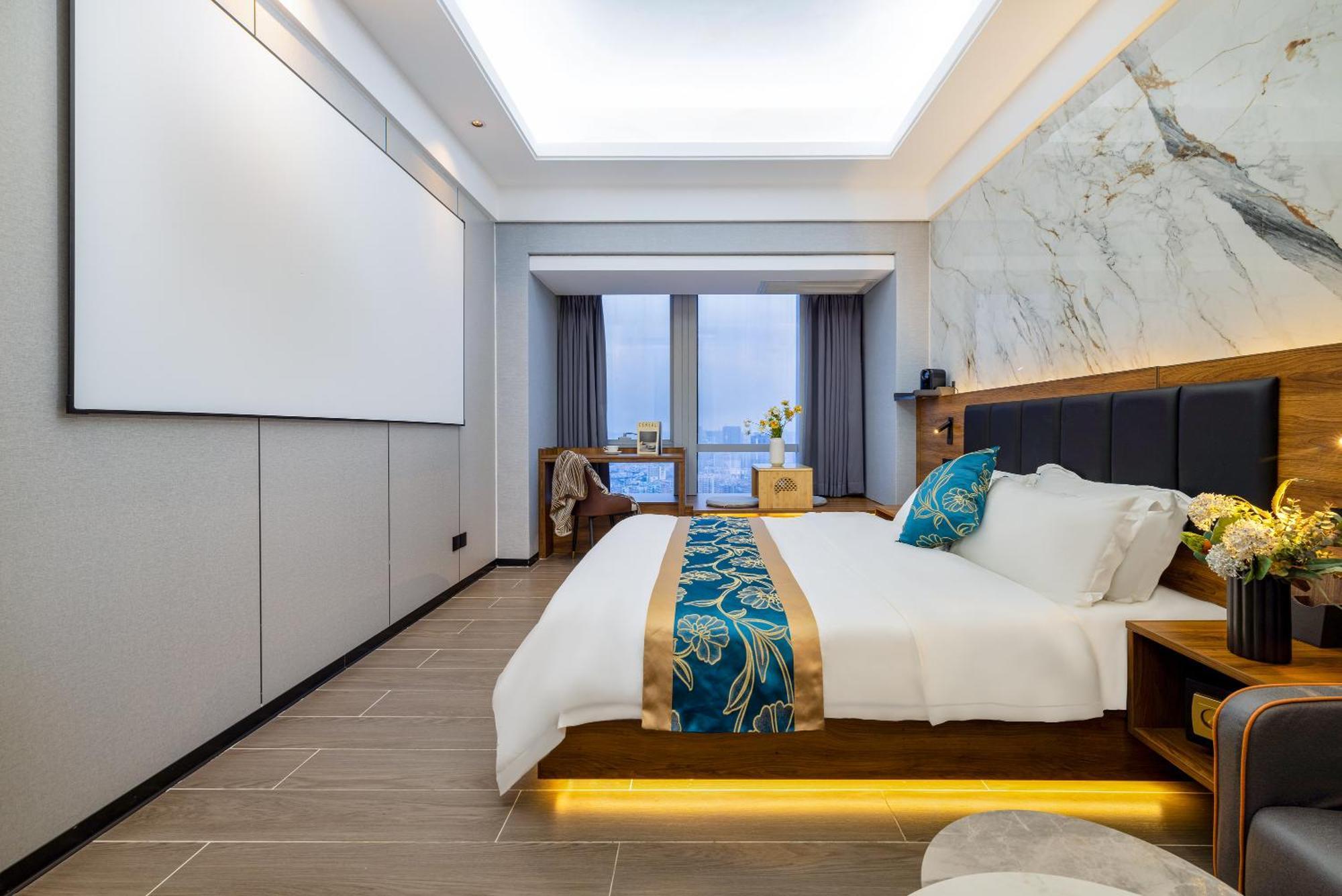 Xingyin Cloudy Hotel Guangzhou Changgang Subway Station - Free Shuttle Bus To Canton Fair Complex During Canton Fair Period Exterior photo