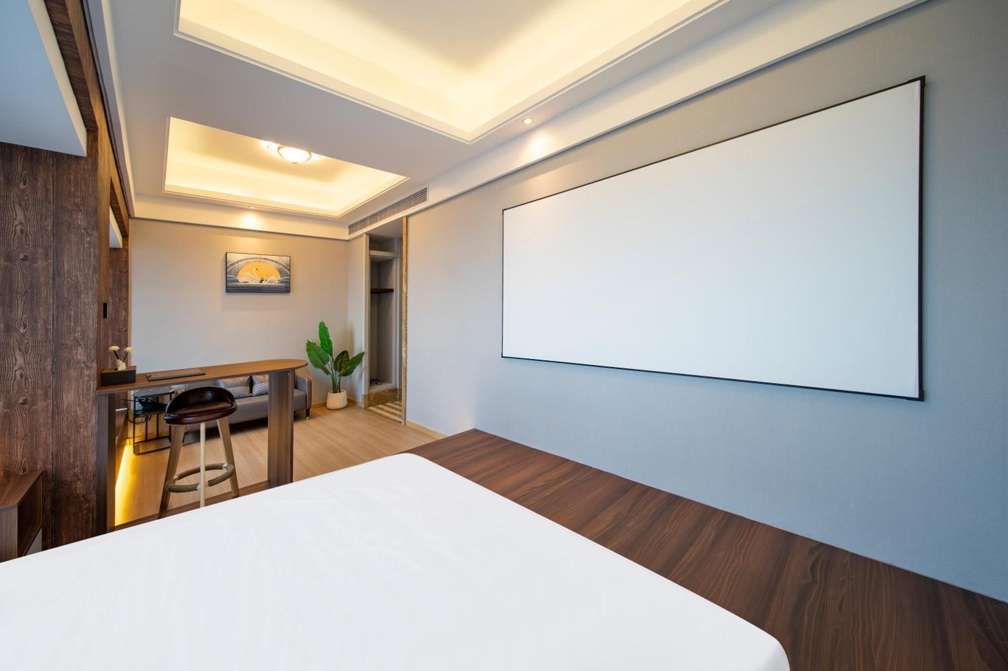 Xingyin Cloudy Hotel Guangzhou Changgang Subway Station - Free Shuttle Bus To Canton Fair Complex During Canton Fair Period Exterior photo